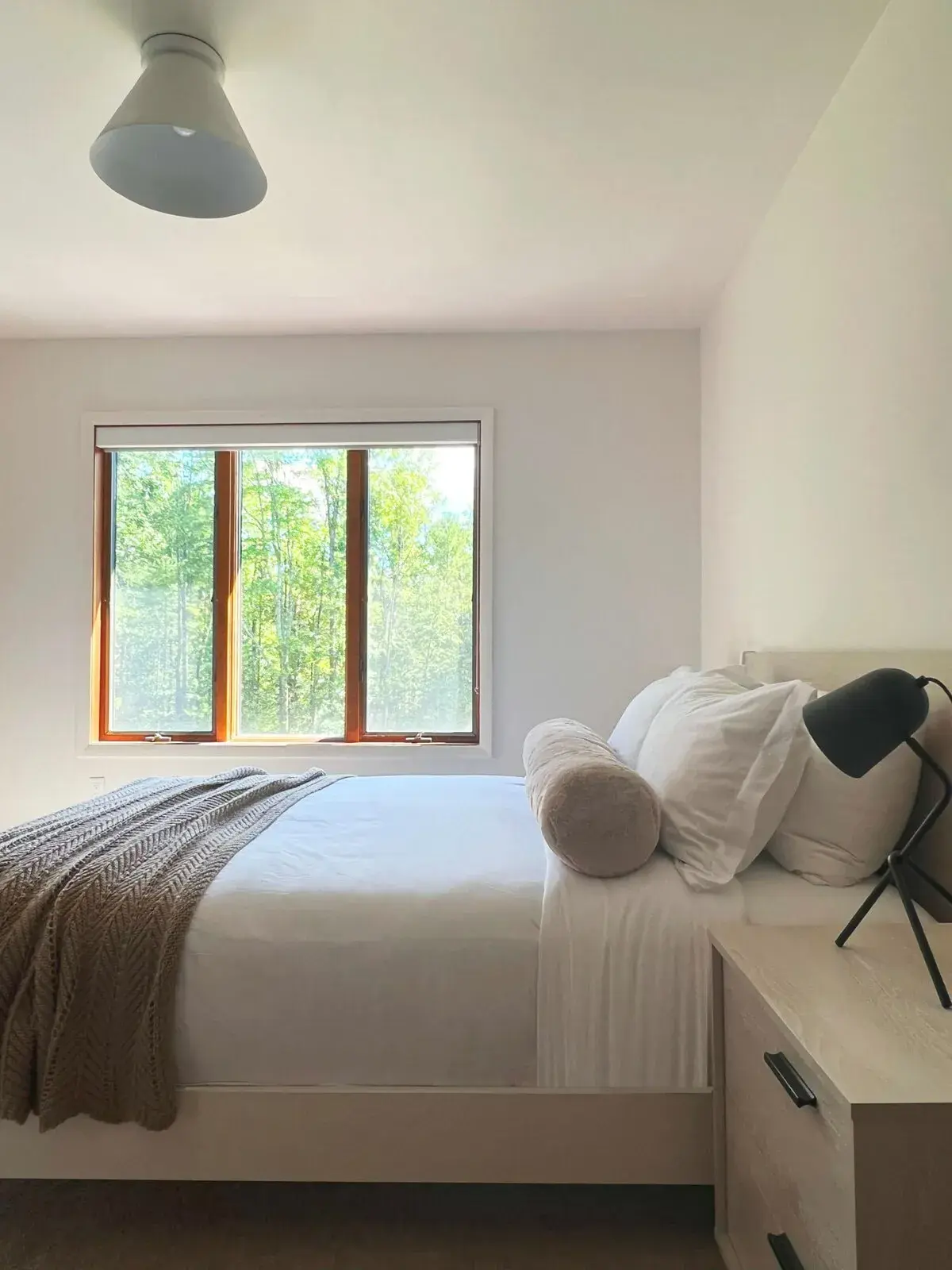 Bedroom 3, a queen bed